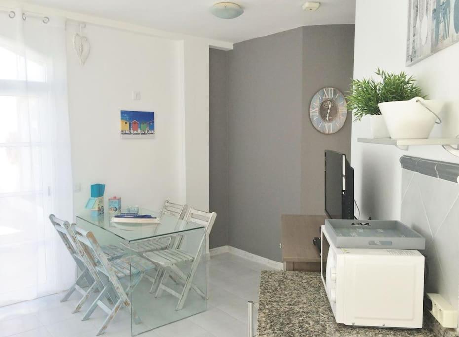 Lovely Villa - Pool Front, Private Roof Terrace, Wifi Fiber Optic Corralejo Exterior photo