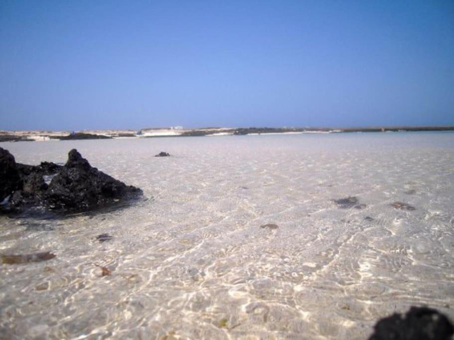 Lovely Villa - Pool Front, Private Roof Terrace, Wifi Fiber Optic Corralejo Exterior photo