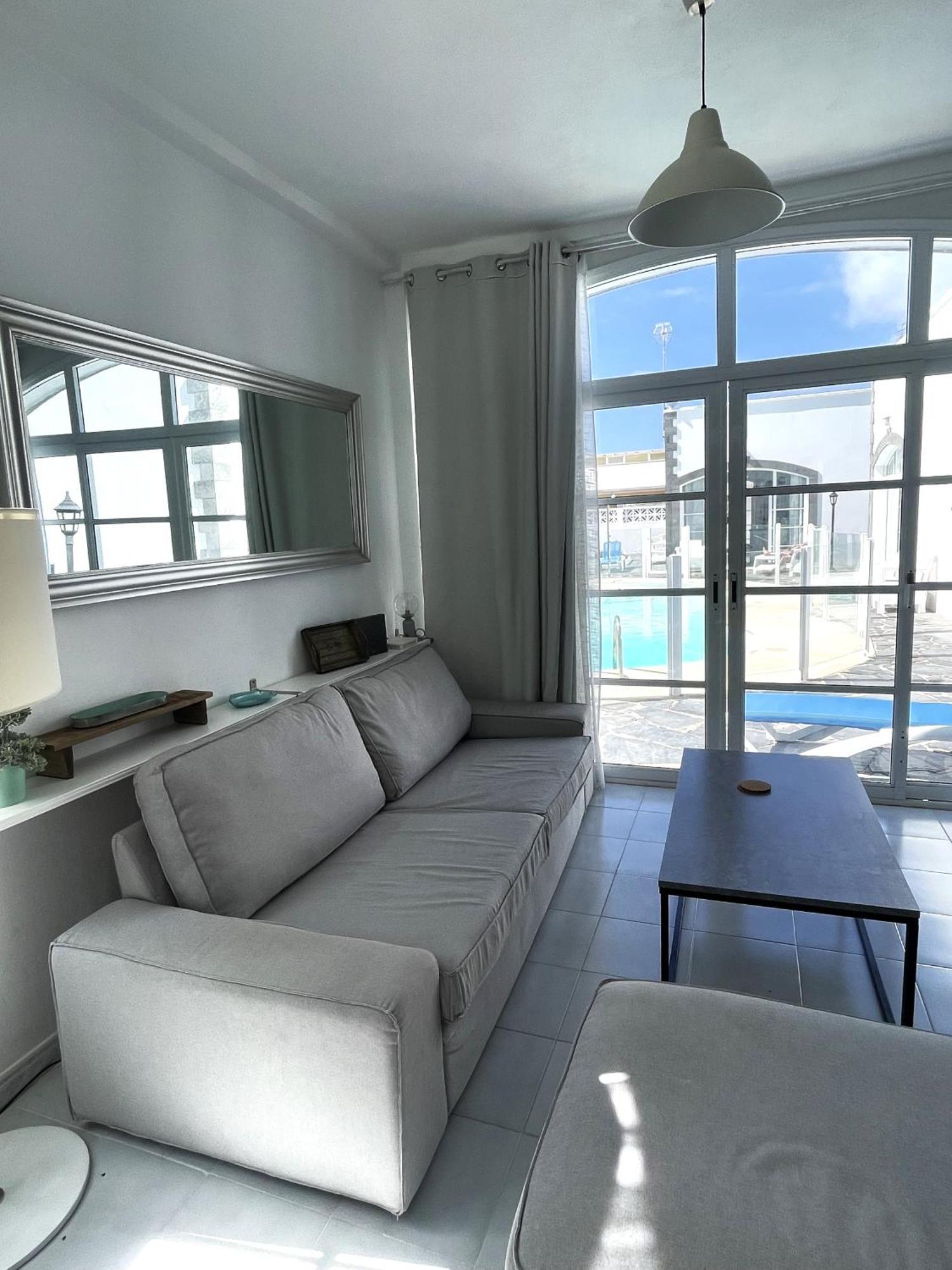 Lovely Villa - Pool Front, Private Roof Terrace, Wifi Fiber Optic Corralejo Exterior photo